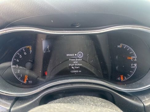 Used 2018 Jeep Grand Cherokee Altitude image 8