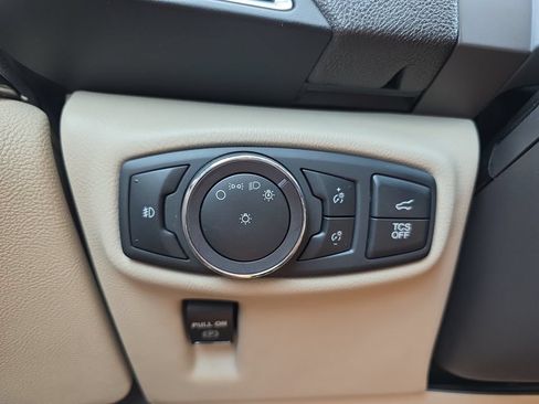 Used 2020 Lincoln Nautilus Reserve FWD image 25