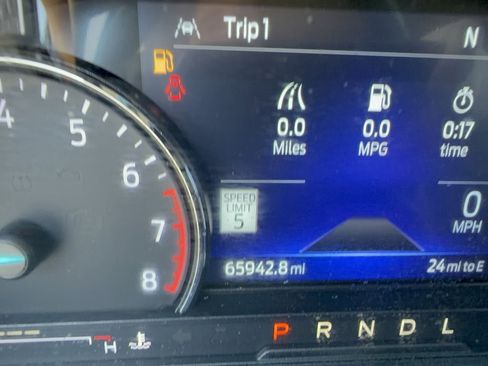 Certified 2022 Ford Explorer Limited w/ Limited Technology Package image 18