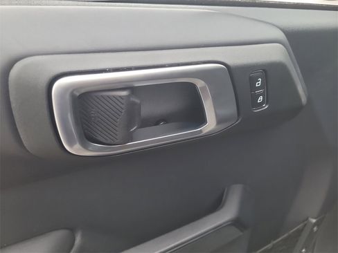 New 2025 Ford Bronco Outer Banks image 14