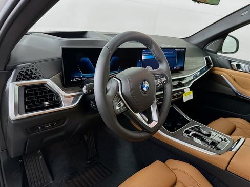 Used 2026 BMW X5 xDrive50e AWD/4WD image 10