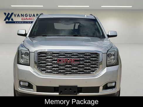 Used 2018 GMC Yukon Denali w/ Denali Ultimate Package RWD image 3