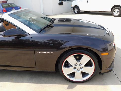 Used 2011 Chevrolet Camaro SS w/ RS Package RWD image 33