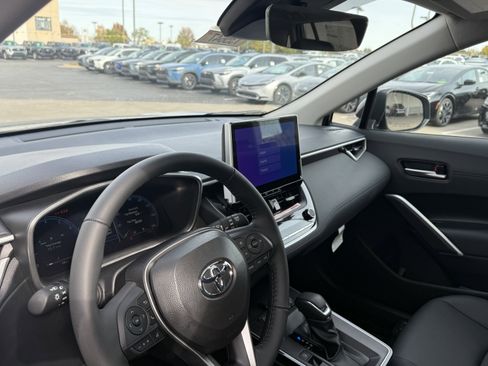 New 2026 Toyota Corolla Cross XLE image 34