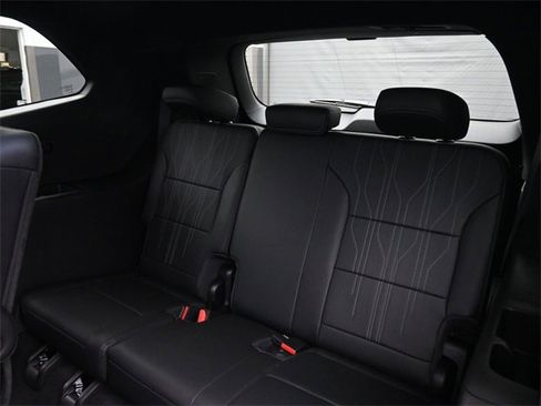 New 2026 Buick Enclave Avenir w/ Super Cruise Package image 15