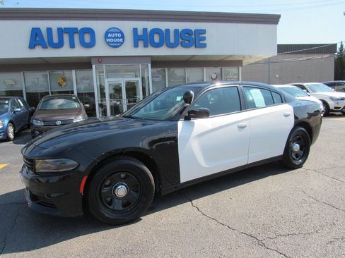 Used 2019 Dodge Charger Police RWD image 4