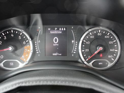 Used 2019 Jeep Renegade Sport w/ Sport Appearance Group image 91