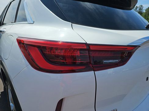 Used 2021 INFINITI QX50 Luxe AWD/4WD image 37