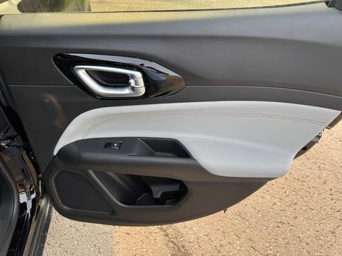 New 2026 Jeep Compass Limited AWD/4WD image 15