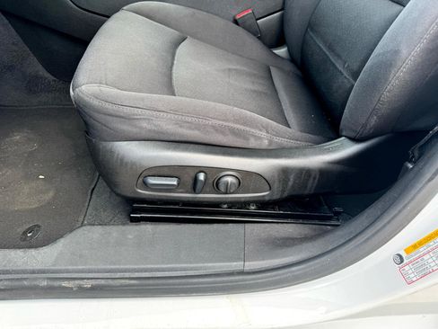 Used 2022 Chevrolet Malibu LS w/ Driver Confidence Package image 20