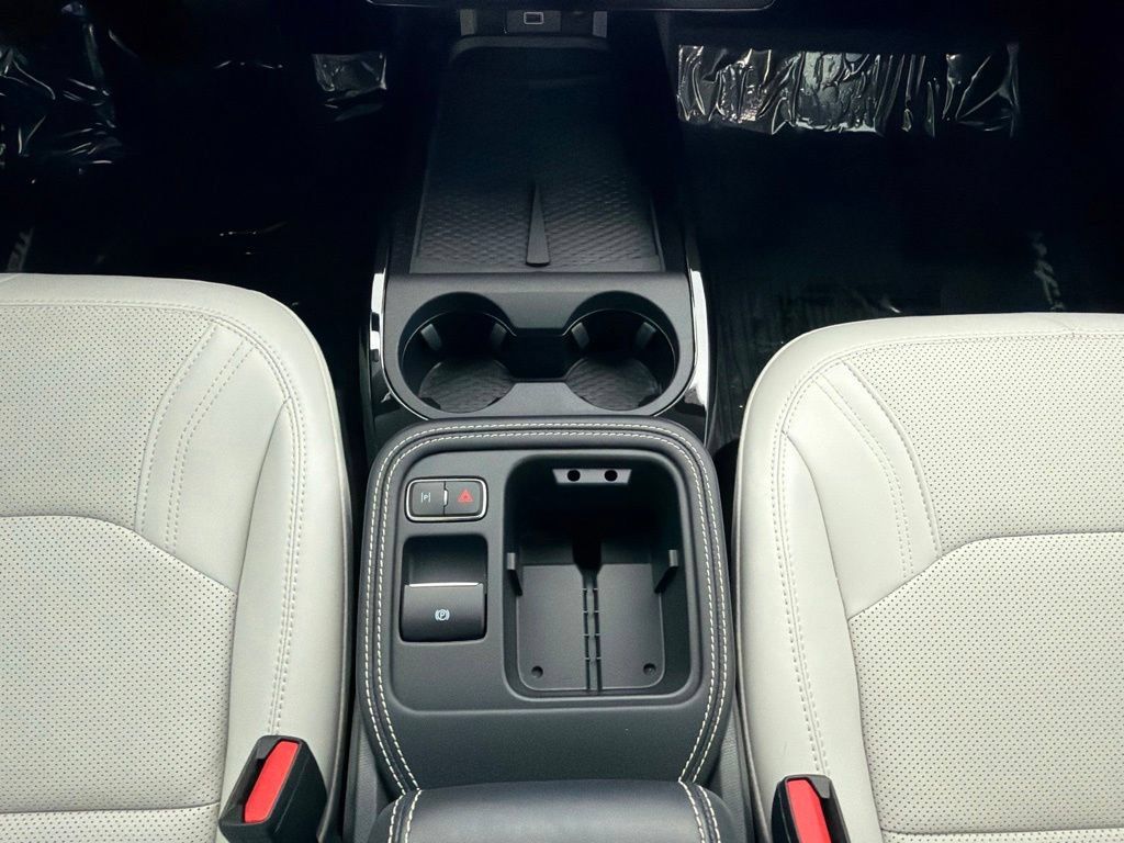 Used 2025 Ford Mustang Mach-E Premium AWD/4WD image 30