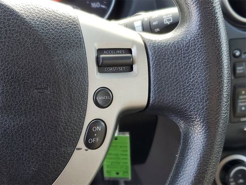 Used 2013 Nissan Rogue S image 15