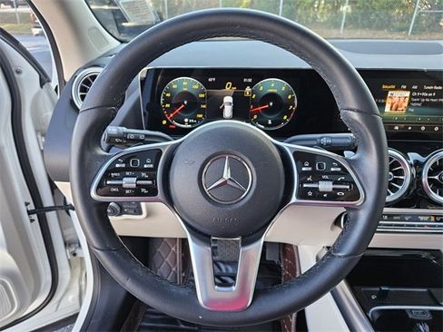 Used 2023 Mercedes-Benz GLA 250 image 24