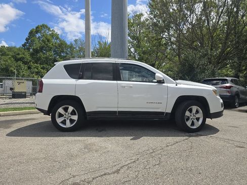 Used 2015 Jeep Compass High Altitude AWD/4WD image 14