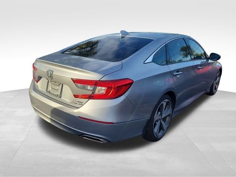 Used 2020 Honda Accord Touring image 12