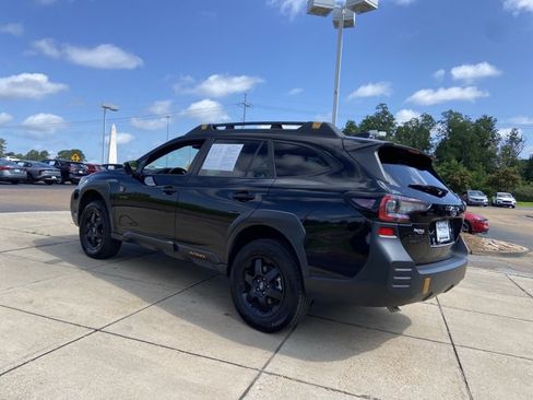 Used 2024 Subaru Outback Wilderness AWD/4WD image 6