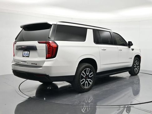 Used 2024 GMC Yukon XL AT4 AWD/4WD image 5