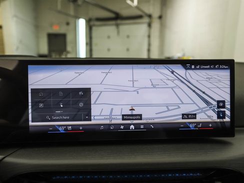 New 2026 BMW i4 xDrive40i w/ Premium Package AWD/4WD image 16