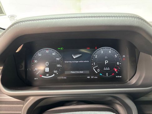 New 2025 Land Rover Defender 110 V8 image 18