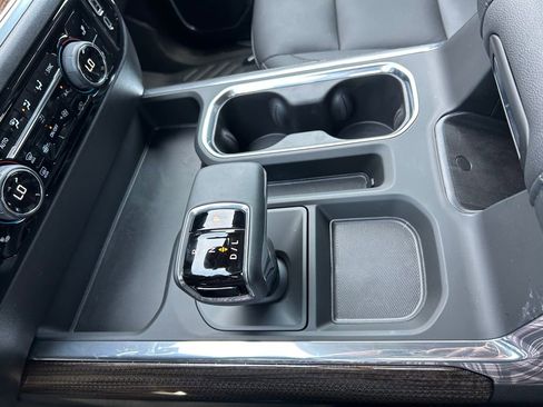 Used 2026 Chevrolet Silverado 1500 LT Trail Boss w/ Convenience Package II AWD/4WD image 38