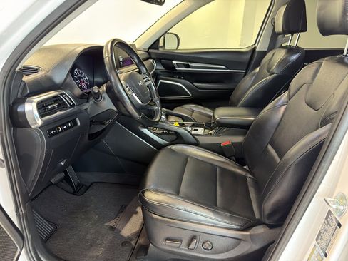 Used 2022 Kia Telluride S image 14