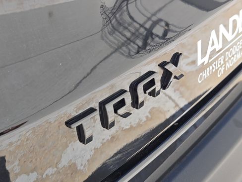 Used 2025 Chevrolet Trax RS w/ Driver Confidence Package image 12