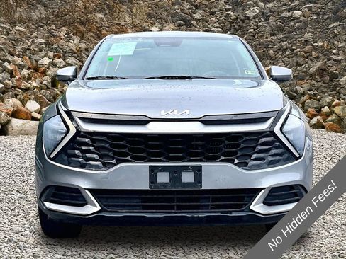 Used 2023 Kia Sportage LX AWD/4WD image 3