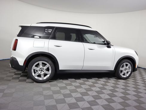 Used 2025 MINI Cooper Countryman S image 5