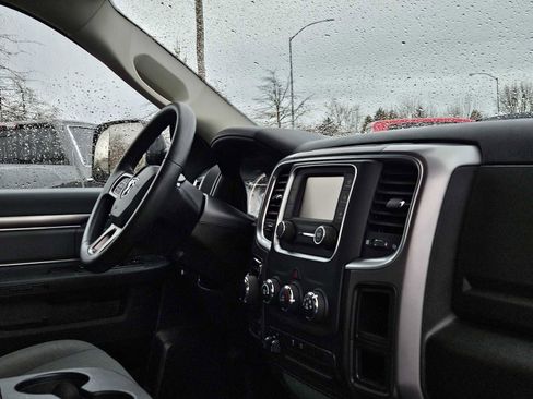 Used 2023 RAM 1500 Classic SLT image 12