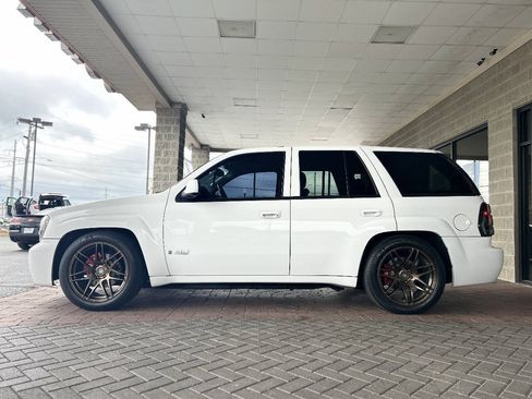 Used 2007 Chevrolet TrailBlazer SS RWD image 8