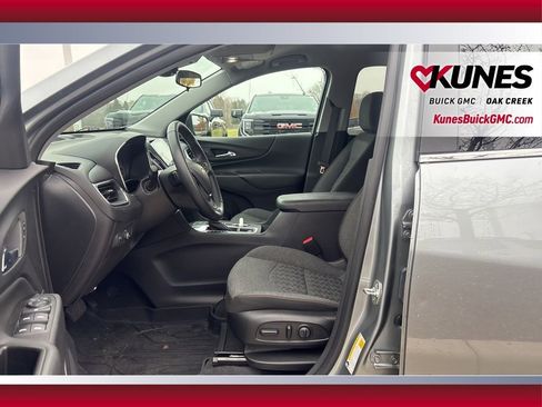 Used 2024 Chevrolet Equinox LT image 10