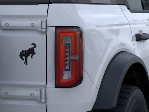 New 2026 Ford Bronco Outer Banks AWD/4WD image 23