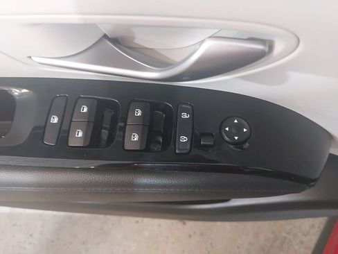 Used 2023 Hyundai Tucson Limited FWD image 28