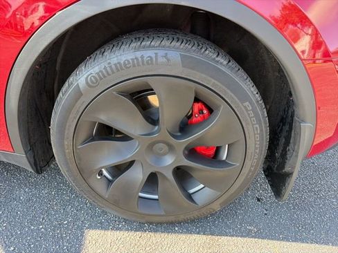 Used 2023 Tesla Model Y Long Range image 7