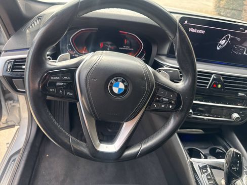 Used 2021 BMW 530i RWD image 22