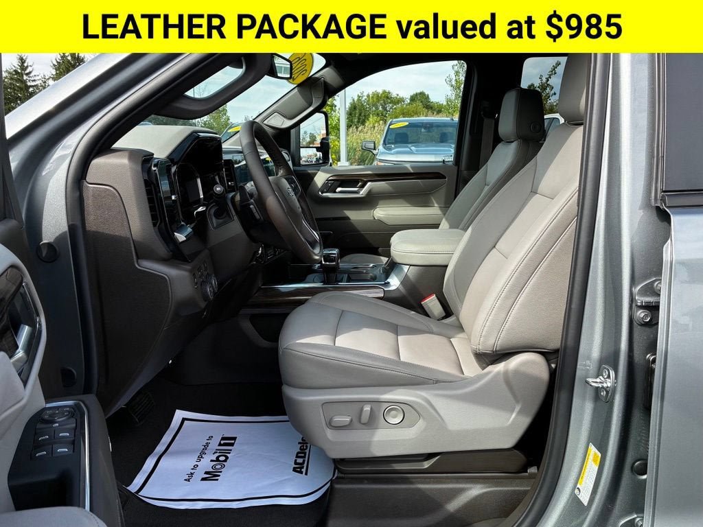 New 2026 Chevrolet Silverado 1500 RST AWD/4WD image 6