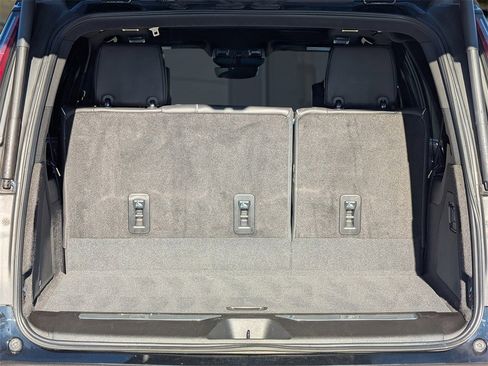 Certified 2023 Cadillac Escalade ESV Sport Platinum image 23