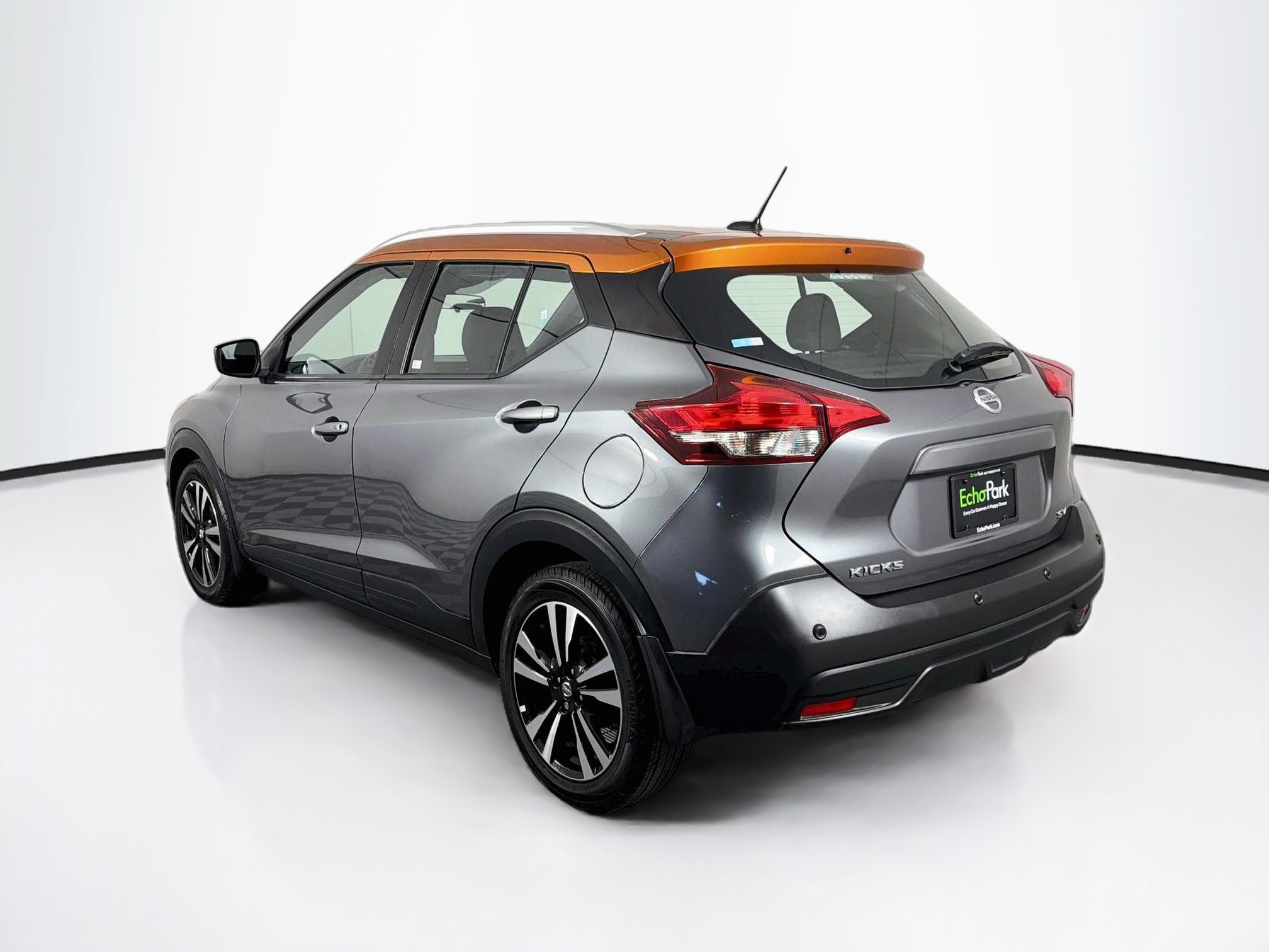 Used 2020 Nissan Kicks SV FWD image 5