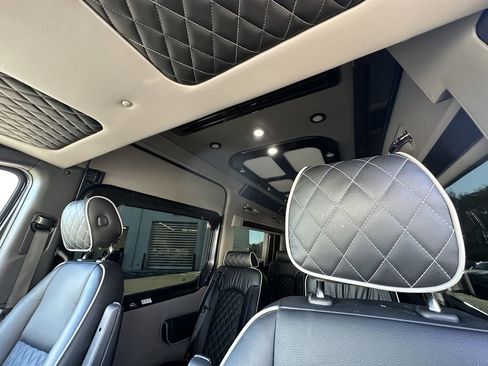 Used 2022 Mercedes-Benz Sprinter 3500 image 39