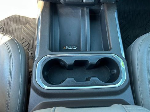 Used 2020 Chevrolet Silverado 1500 LTZ w/ LTZ Premium Package AWD/4WD image 18