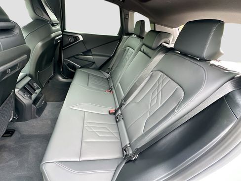 Used 2025 BMW X3 xDrive30i w/ M Sport Package image 24