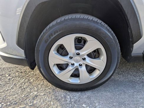 Certified 2020 Toyota RAV4 LE image 10