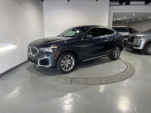 Used 2021 BMW X6 xDrive40i w/ Premium Package image 12