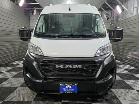 Used 2023 RAM ProMaster 2500 image 3