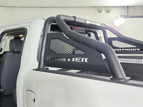 Used 2024 Nissan Frontier SV w/ Hardbody Edition AWD/4WD image 15