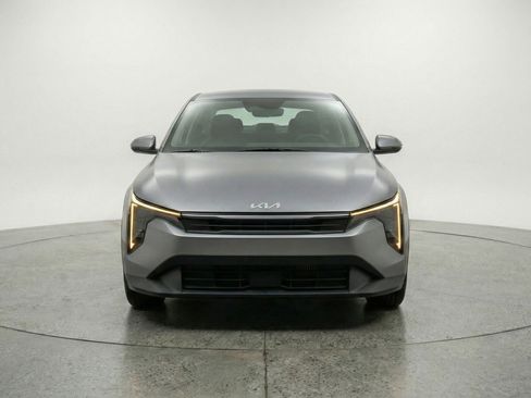 Used 2025 Kia K4 FWD image 2