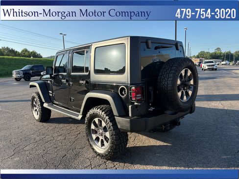 Used 2018 Jeep Wrangler Unlimited Sport w/ Connectivity Group AWD/4WD image 8