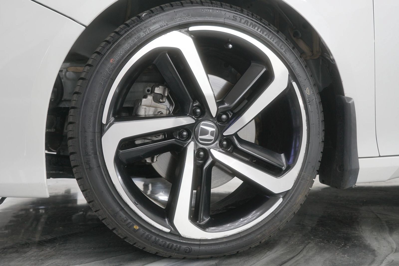 Used 2020 Honda Accord Sport image 16