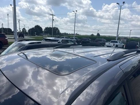 Used 2013 Toyota Sienna XLE FWD image 3