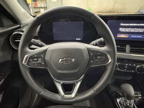 Used 2024 Chevrolet Trax ACTIV image 19